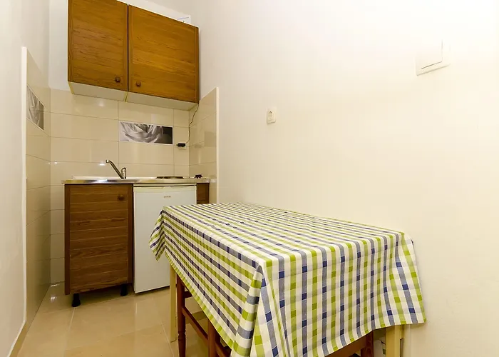 Vinko * Τρογκίρ